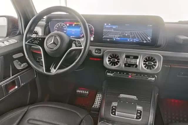 Mercedes-Benz G-Klasse (2024) thumbnail 2