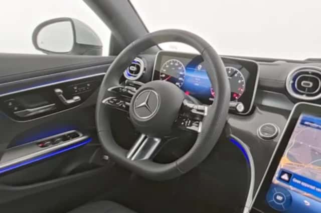 Mercedes-Benz CLE (2026) thumbnail 4