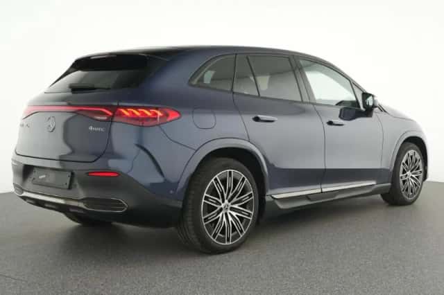 Mercedes-Benz EQE (2025) thumbnail 11