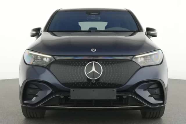 Mercedes-Benz EQE (2025) thumbnail 13