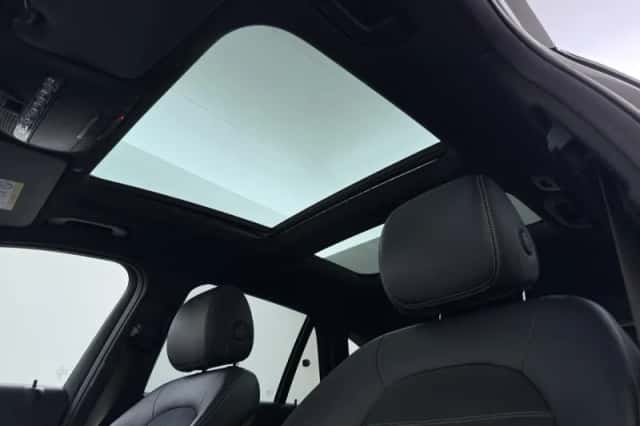 Mercedes-Benz GLC-Klasse (2021) thumbnail 2