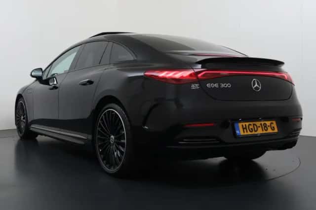 Mercedes-Benz EQE (2025) thumbnail 5