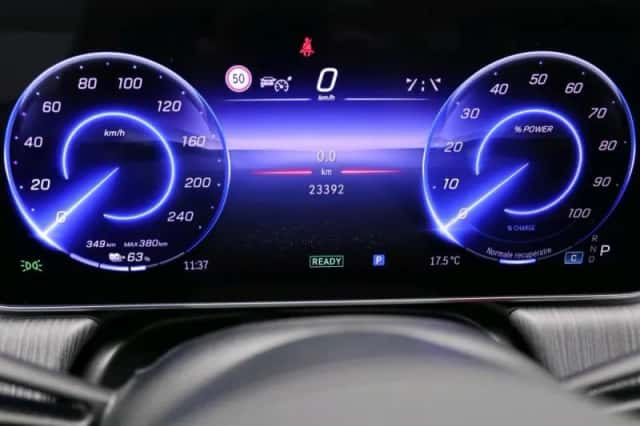 Mercedes-Benz EQE (2025) thumbnail 6