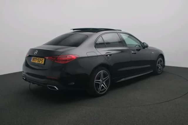 Mercedes-Benz C-Klasse (2025) thumbnail 3