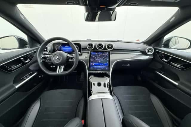 Mercedes-Benz C-Klasse (2025) thumbnail 4