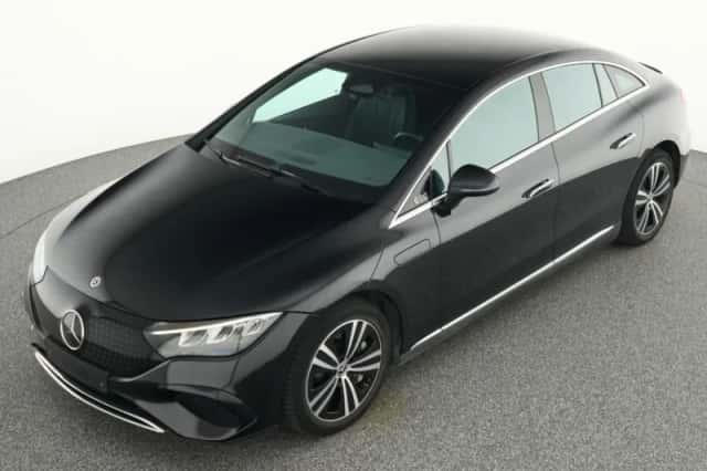 Mercedes-Benz EQE (2025) thumbnail 2