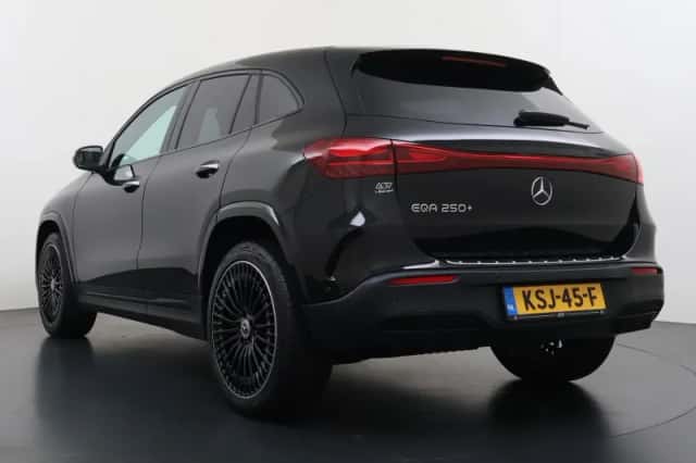 Mercedes-Benz EQA (2025) thumbnail 5