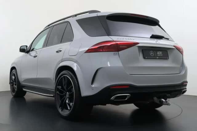 Mercedes-Benz GLE (2026) thumbnail 5