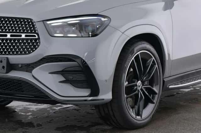 Mercedes-Benz GLE (2026) thumbnail 5