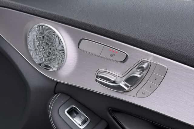 Mercedes-Benz C-Klasse (2020) thumbnail 3