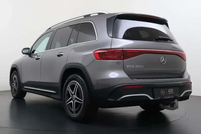 Mercedes-Benz EQB (2025) thumbnail 5