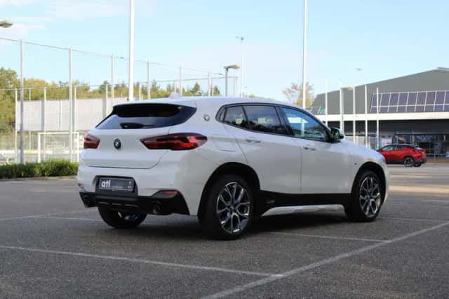 BMW X2 (2021) thumbnail 5