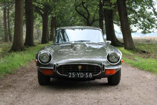 Jaguar "E" Type (1973) thumbnail 2