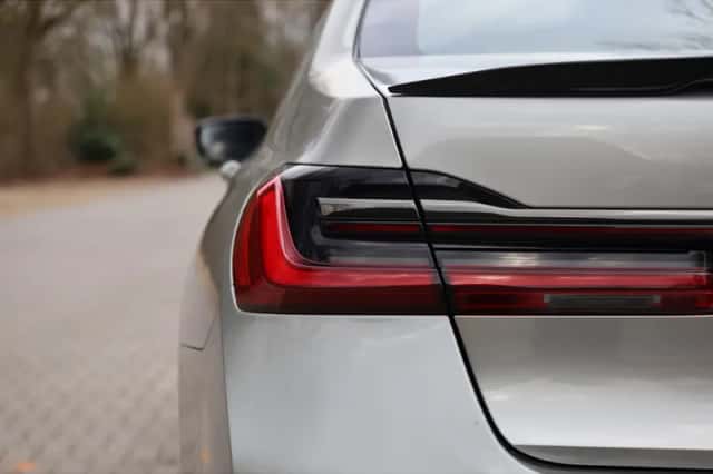 BMW 7-Serie (2019) thumbnail 5