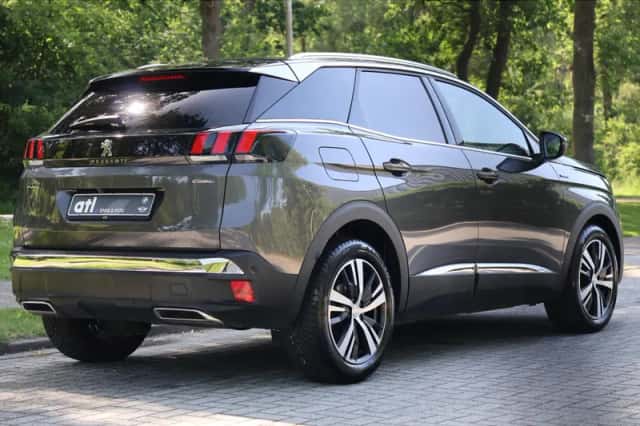 Peugeot 3008 (2017) thumbnail 5