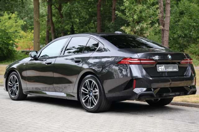 BMW 5-Serie (2025) thumbnail 3