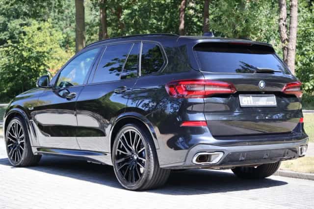 BMW X5 (2023) thumbnail 4