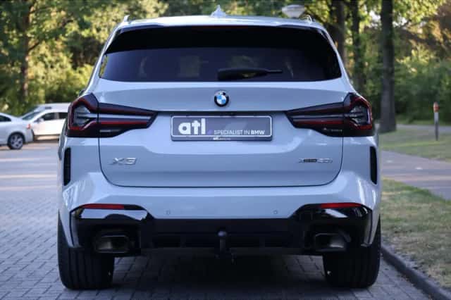 BMW X3 (2022) thumbnail 5