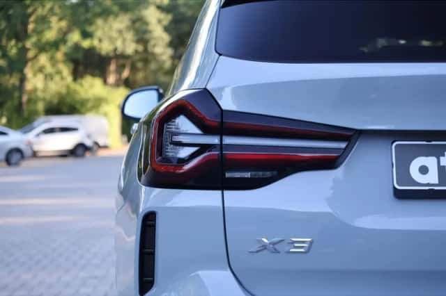 BMW X3 (2022) thumbnail 6