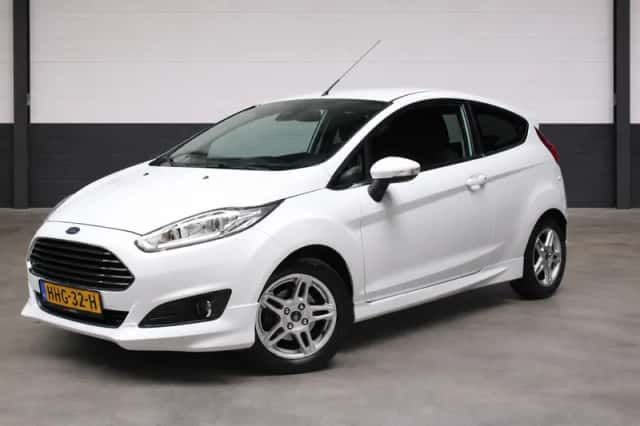 Ford Fiesta (2014) thumbnail 1