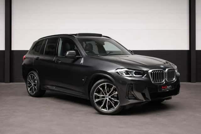 BMW X3 (2022) thumbnail 5