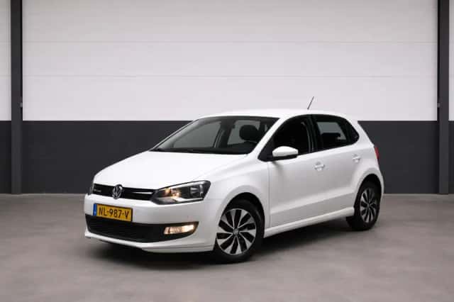 Volkswagen Polo (2017) thumbnail 1