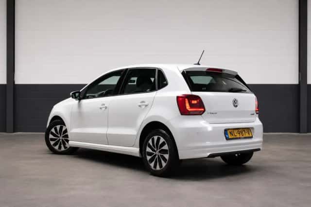 Volkswagen Polo (2017) thumbnail 4