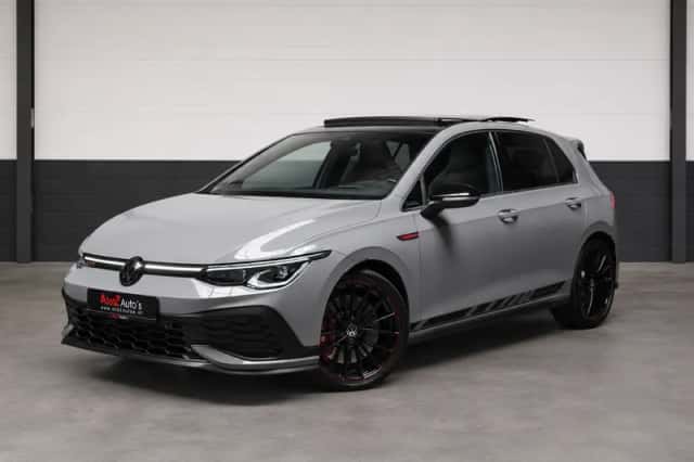 Volkswagen Golf (2023) thumbnail 1