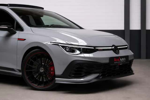 Volkswagen Golf (2023) thumbnail 4