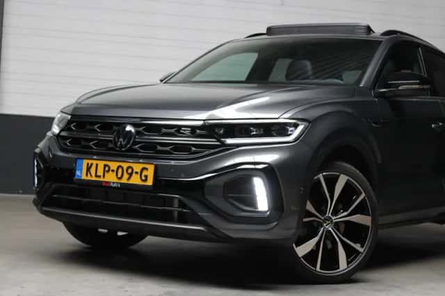 Volkswagen T-Roc (2025) thumbnail 2