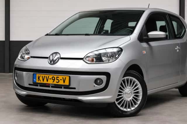 Volkswagen Up! (2013) thumbnail 2
