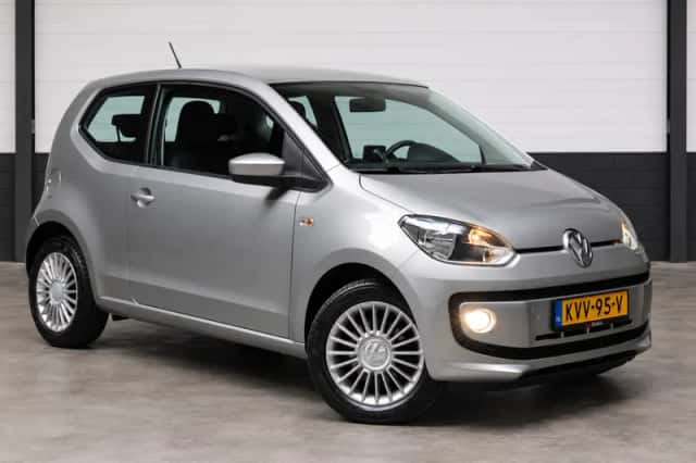 Volkswagen Up! (2013) thumbnail 3