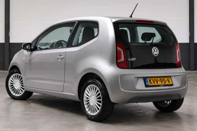 Volkswagen Up! (2013) thumbnail 6