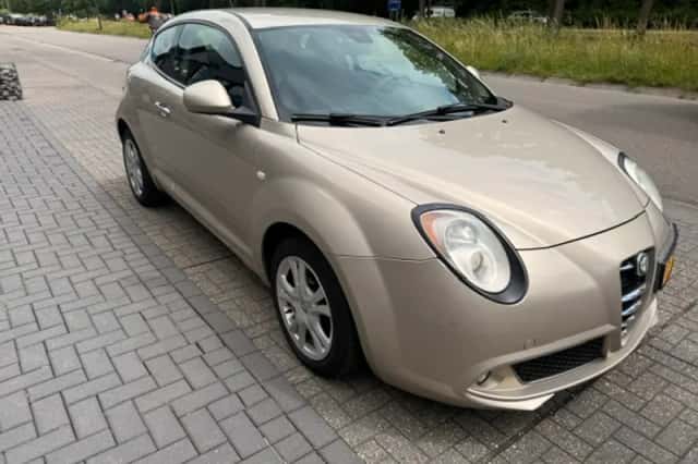 Alfa Romeo Mito (2010) thumbnail 6