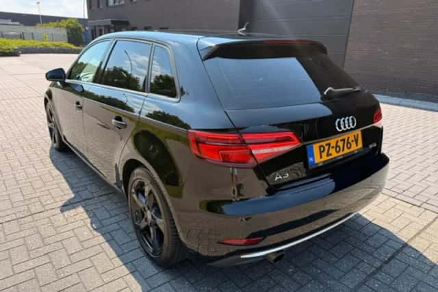 Audi A3 (2017) thumbnail 3