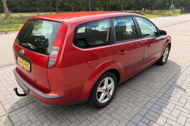 Ford Focus (2007) thumbnail 5