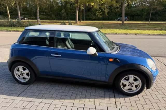 MINI Cooper (2007) thumbnail 4