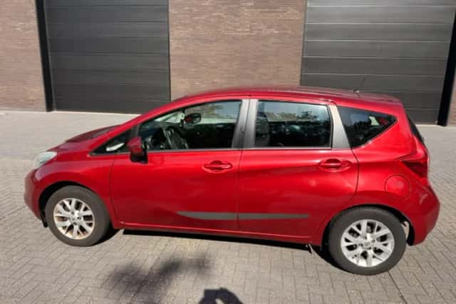 Nissan Note (2013) thumbnail 2