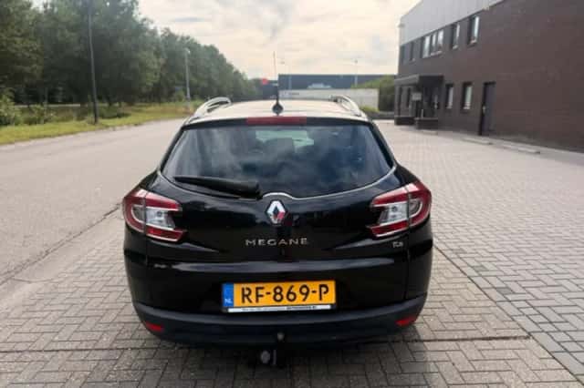 Renault Mégane (2011) thumbnail 4
