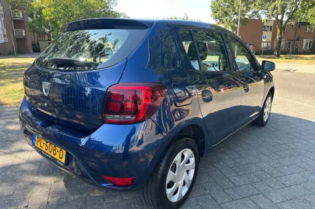 Dacia Sandero (2017) thumbnail 6