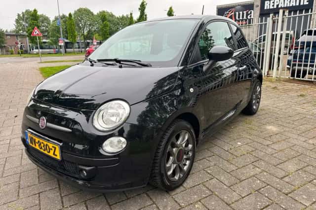 Fiat 500 (2015) thumbnail 1