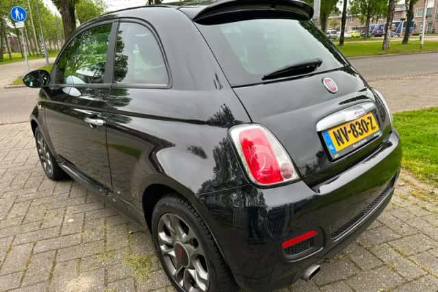 Fiat 500 (2015) thumbnail 4
