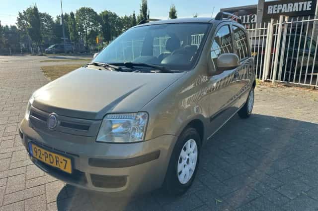 Fiat Panda (2011) thumbnail 1