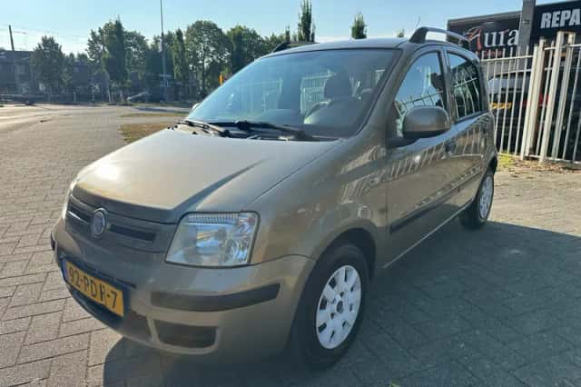 Fiat Panda (2011) thumbnail 2