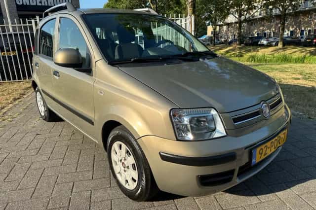 Fiat Panda (2011) thumbnail 3