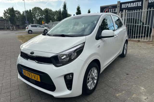 Kia Picanto (2021) thumbnail 1