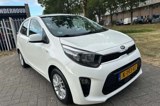 Kia Picanto (2021) thumbnail 3