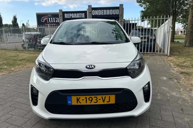 Kia Picanto (2021) thumbnail 4