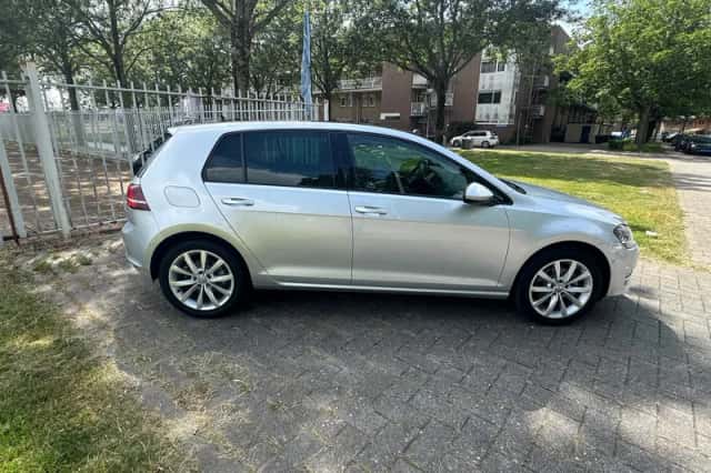 Volkswagen Golf (2014) thumbnail 6