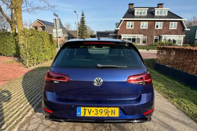 Volkswagen Golf (2018) thumbnail 6